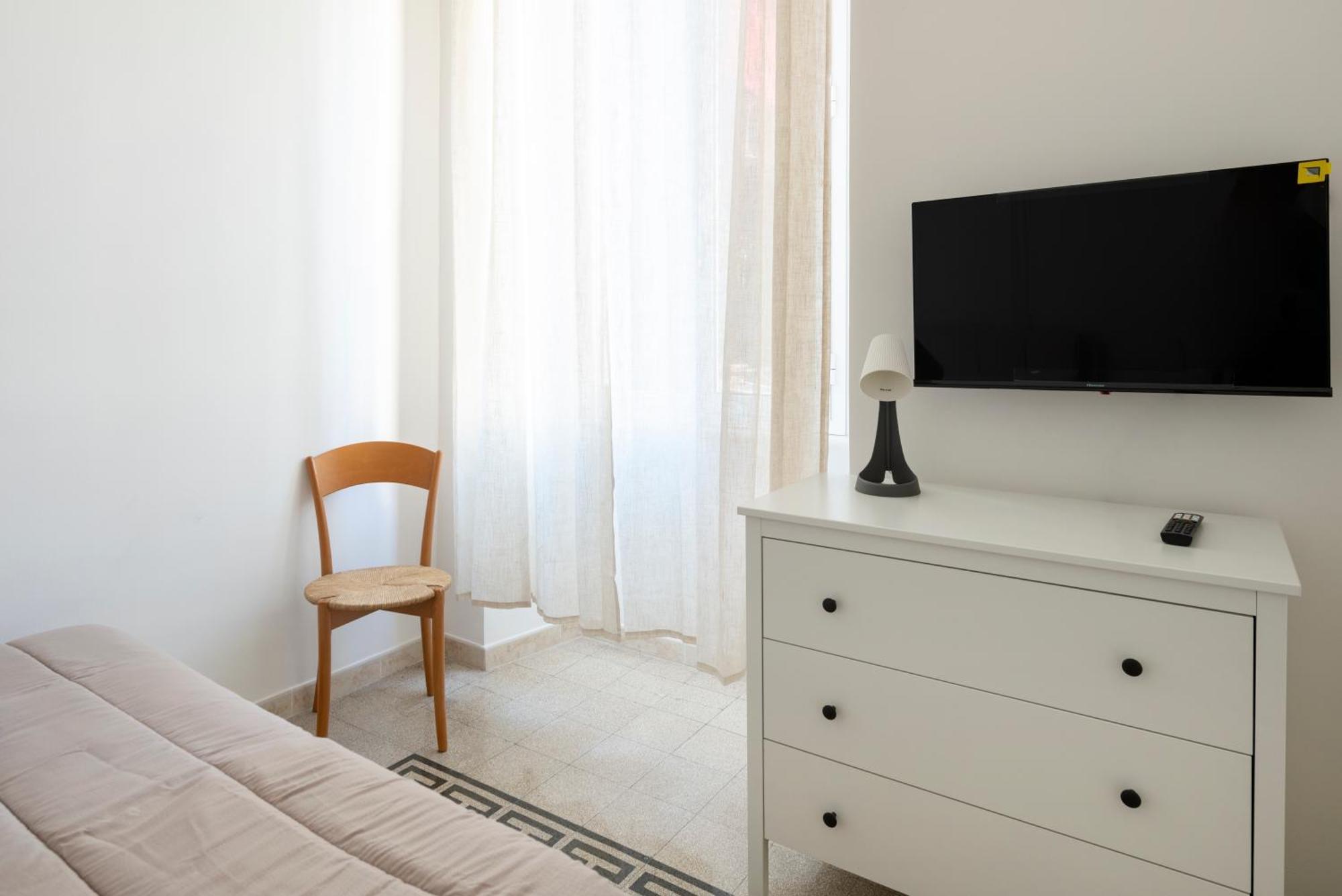 Elegant 3 Bedroom San Pietro Station 200 Mt Apartamento Roma